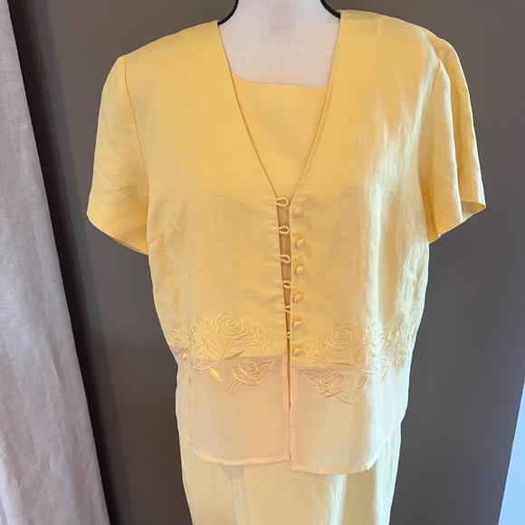 Worthington Yellow two -piece linen blend embroidered maxi dress , Size 12 - Picture 2 of 15